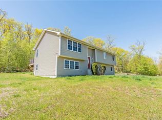 467 Hartford Rd, Brooklyn, CT 06234