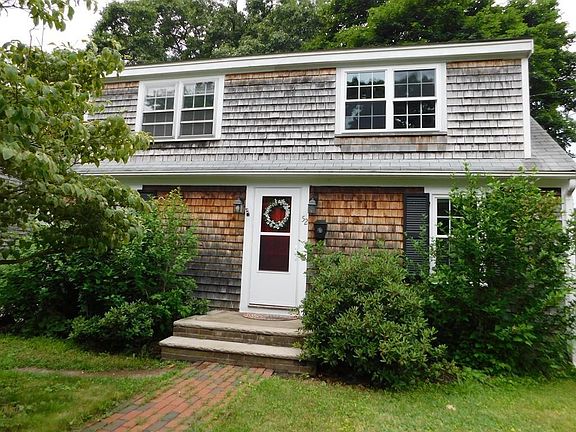 2nd image of 52 Idlewell St