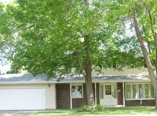 1225 Polk Pl NE, Columbia Heights, MN 55421