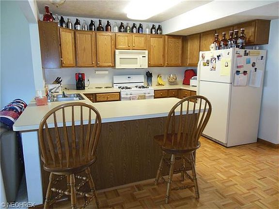 4th image of 6515 Bayside Dr Unit 18
