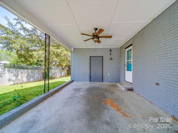 50 Whitney Rd, Mocksville, NC 27028