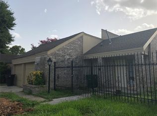 4154 Yupon Ridge Dr, Houston, TX 77072