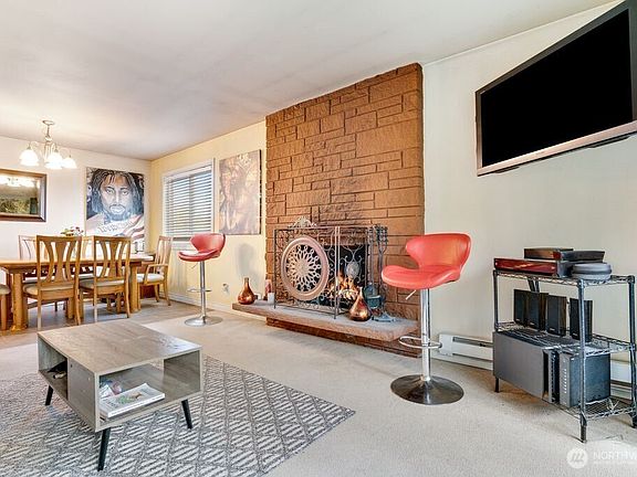 5th image of 4525 S Henderson Street #302