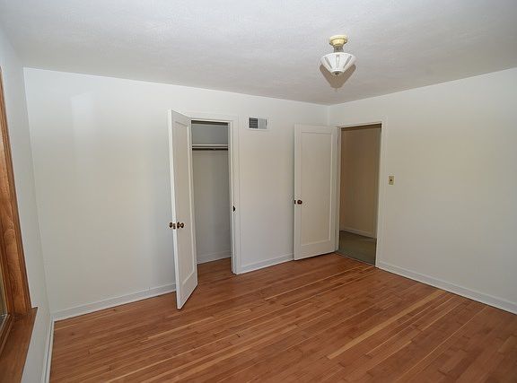 5th image of 1160 N 10th St