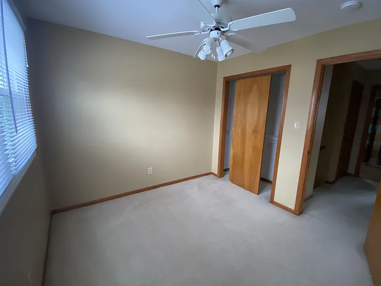 1325 W 75th Pl — Photo 7