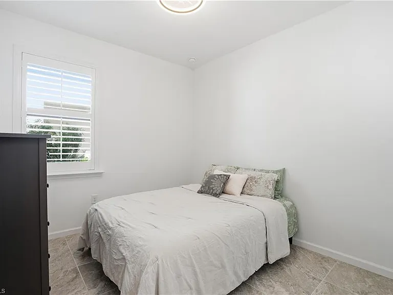 1645 Serena Ave — Photo 20