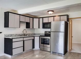 5514 65th Ave W #B, University Place, WA 98467