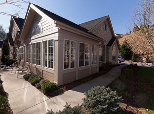 40 Craggy Vista Dr, Swannanoa, NC 28778