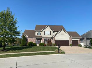 1022 Morgan Meadow Dr, Wentzville, MO 63385