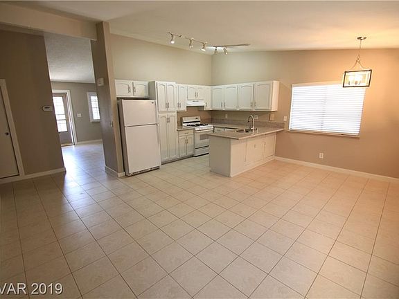3rd image of 6870 Solaron Ave