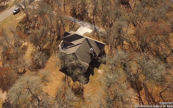 3rd image of 260 Savannah Hts
