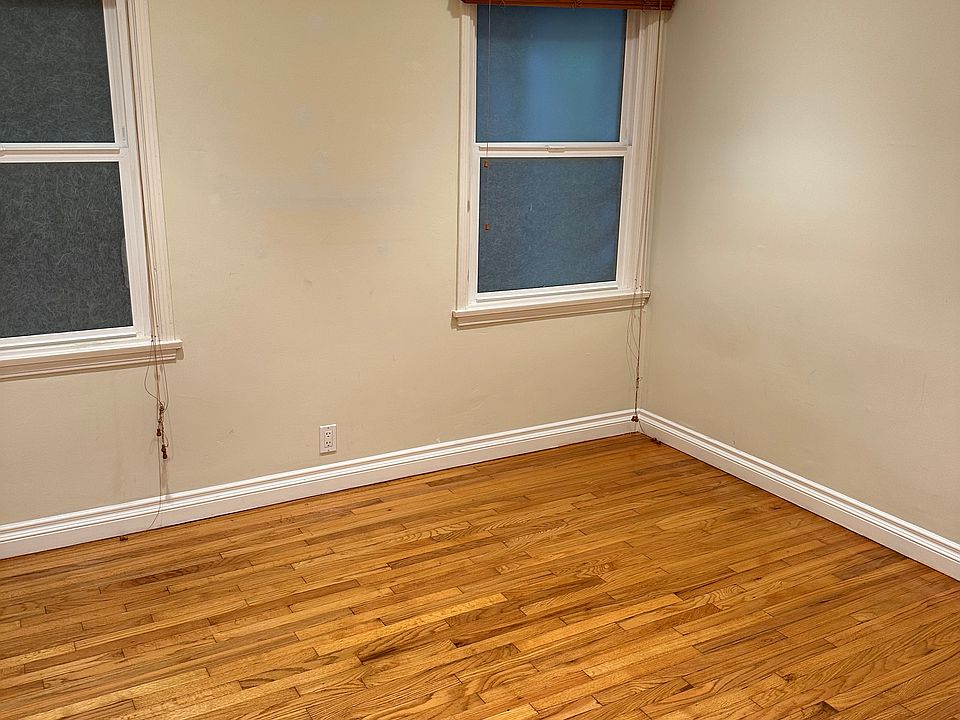 1st image of 1011 Pearl St #B
