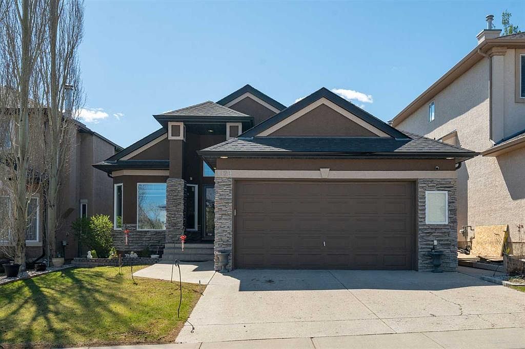 1029 N Panorama Hills Lndg NW