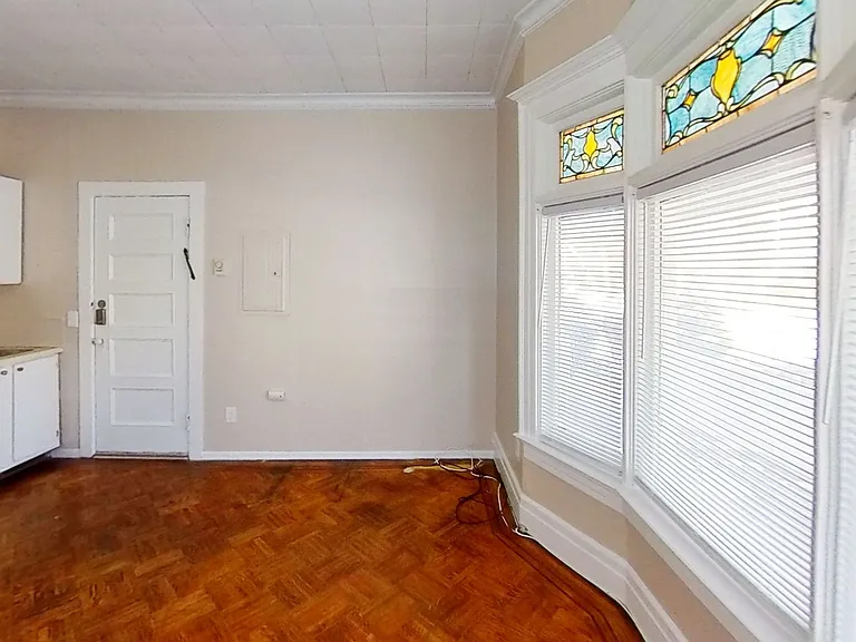 51 Rutgers St — Photo 5