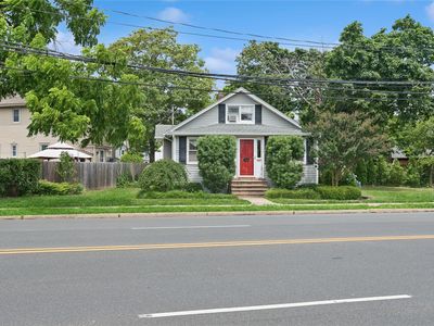 111 Little East Neck Road, Babylon, NY, 11702