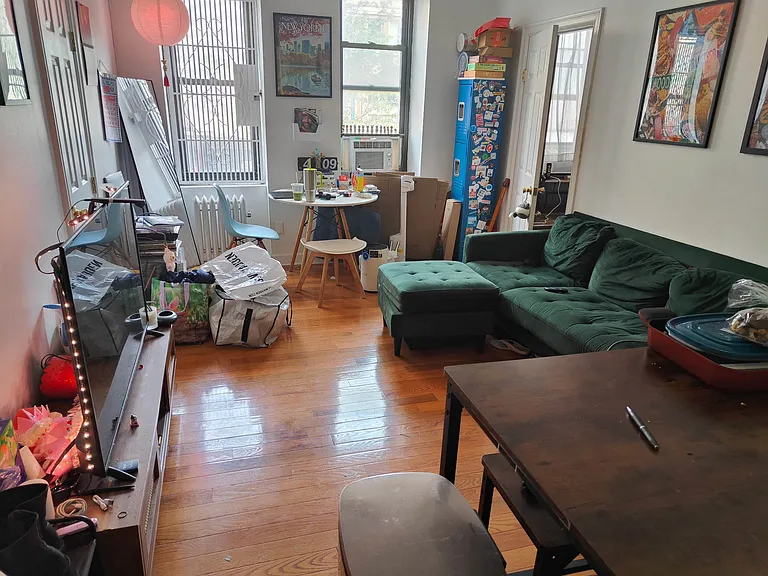 235 2nd Ave #1A — Photo 4