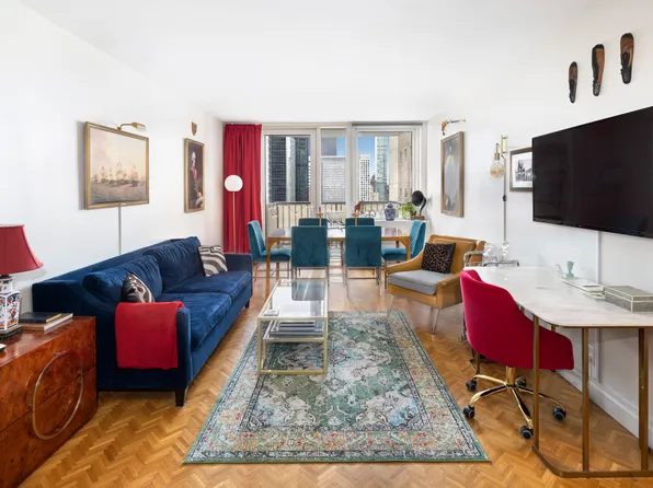 212 East 47th Street image 1 of 5