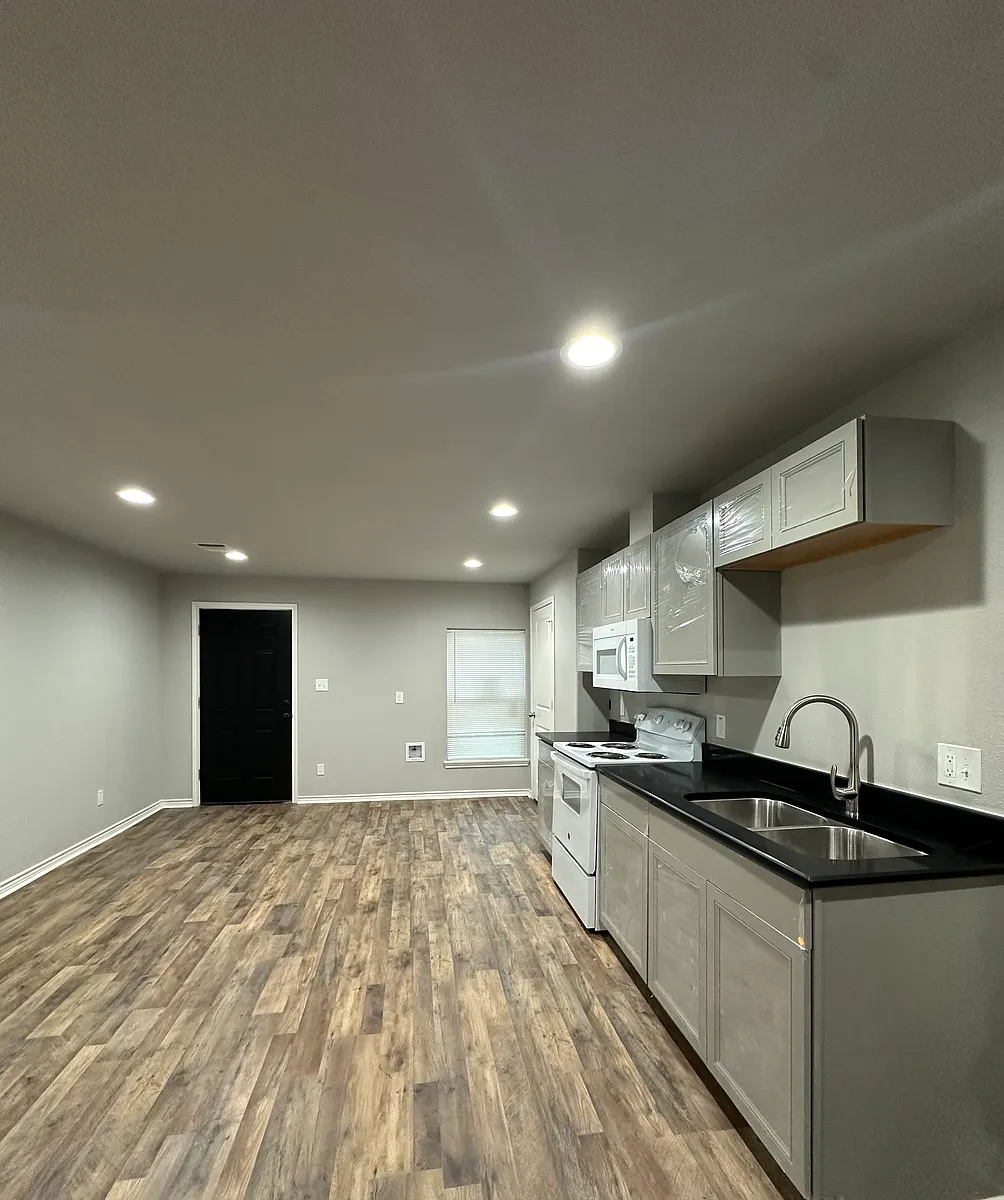 Building Photo - 2540 & 2544 Milam St #2544