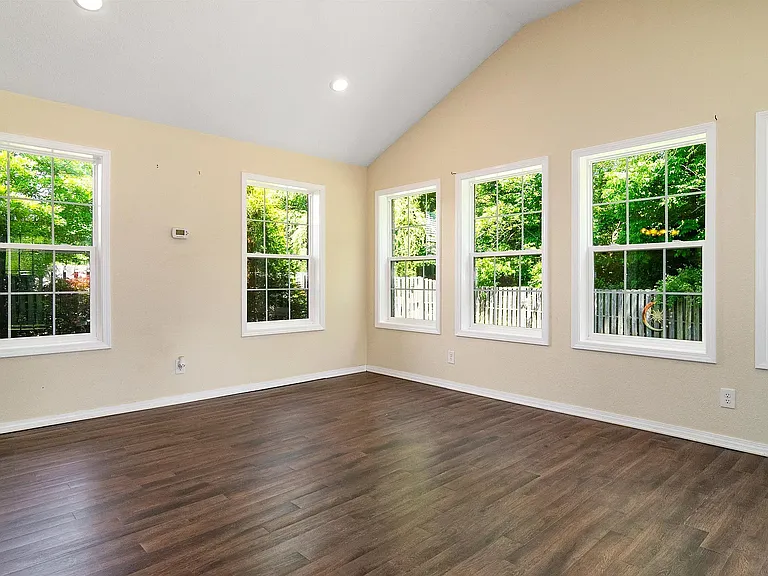 4626 Lincoln Pointe Dr — Photo 9