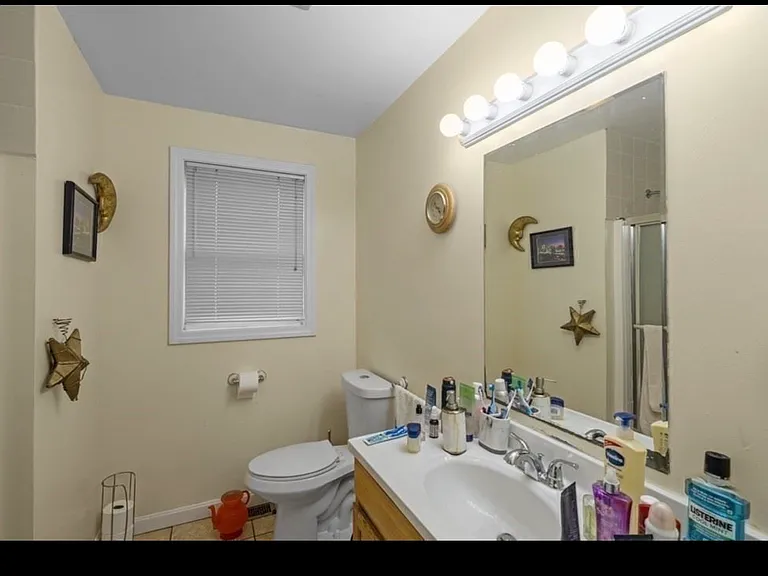 140 Grant St #140B — Photo 11