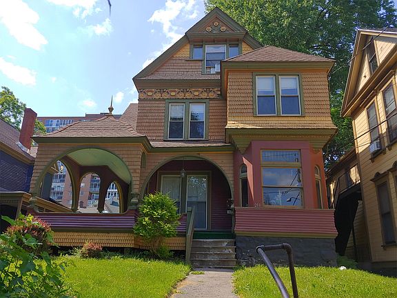 2nd image of 213 Green St APT 2