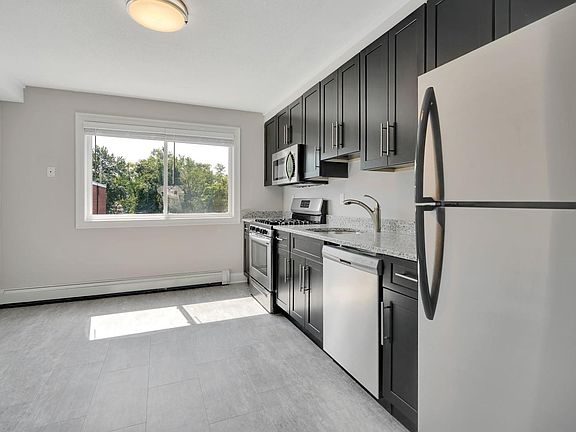 4th image of 29 Ferris Ave APT 2