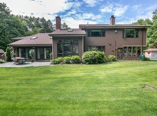 106 Whittier St, Northampton, MA 01062