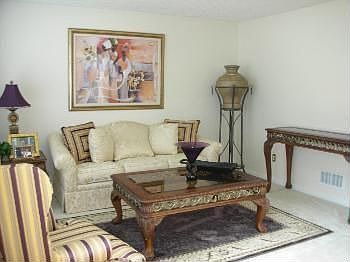 3rd image of 5309 Winding Glen Dr