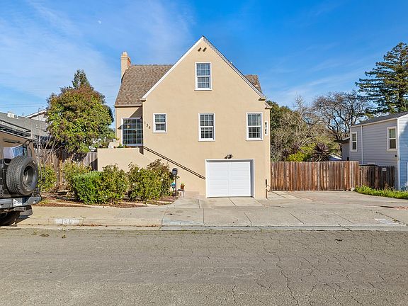 3rd image of 138 Viewmont Ave