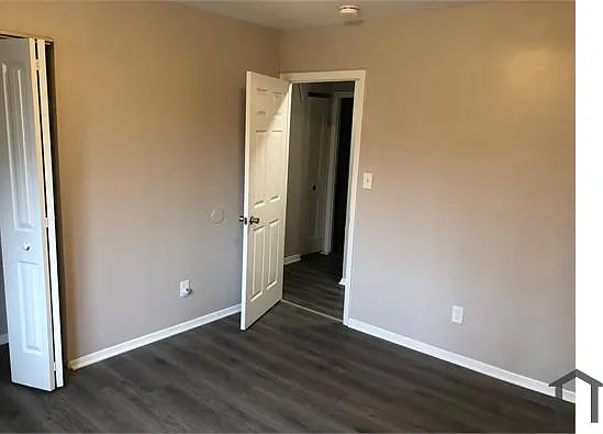 2 bed, 881 sqft, $1,585 — Photo 4
