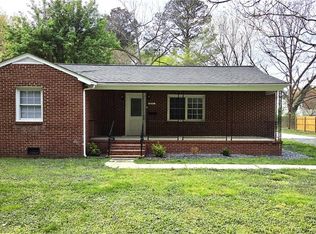 1351 Oak Dr, Williamsburg, VA 23185