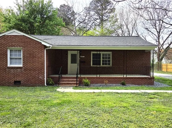 1351 Oak Dr, Williamsburg, VA 23185