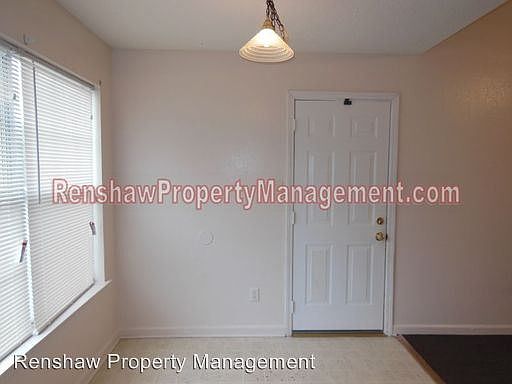 5th image of 4401 Bishop Hills Dr