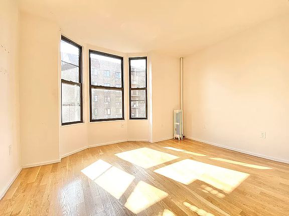 2nd image of 29 Brooklyn Ave #4D