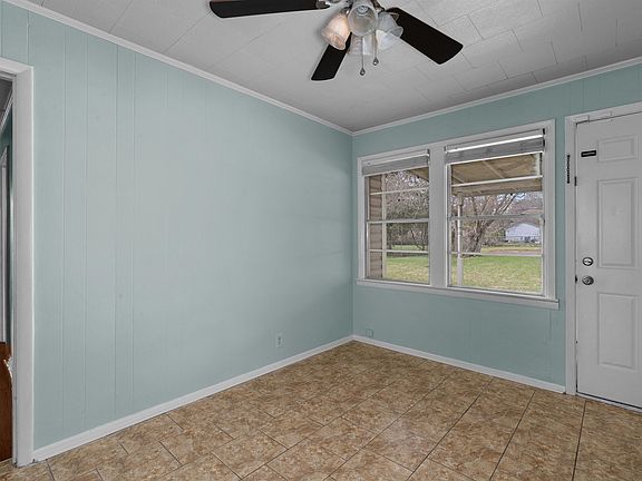 5th image of 1117 Patricia Dr