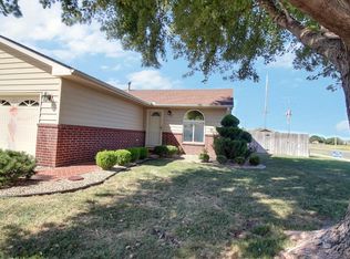 9518 E Carson St, Wichita, KS 67210