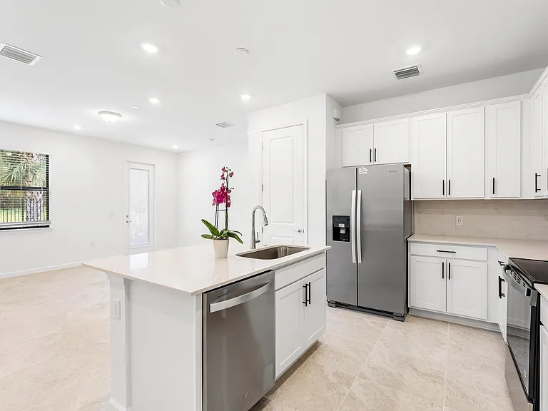 4333 Efendi Dr — Photo 9