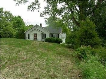 2nd image of 3706 Thornapple River Dr SE
