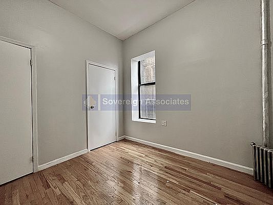 4th image of 570 W 156th St #11