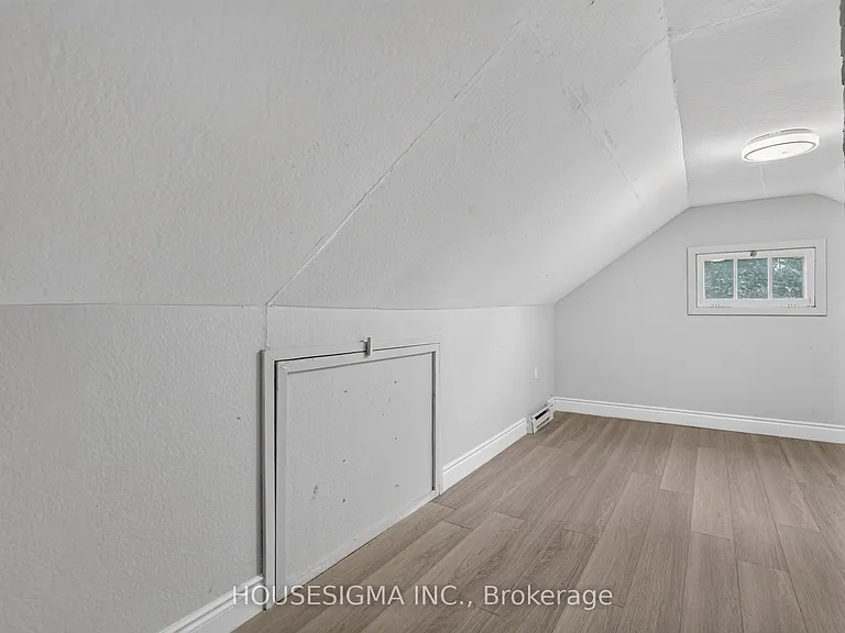 342 Carlton St — Photo 27