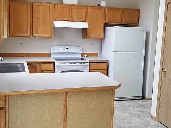 2nd image of 7305 56th Pl NE