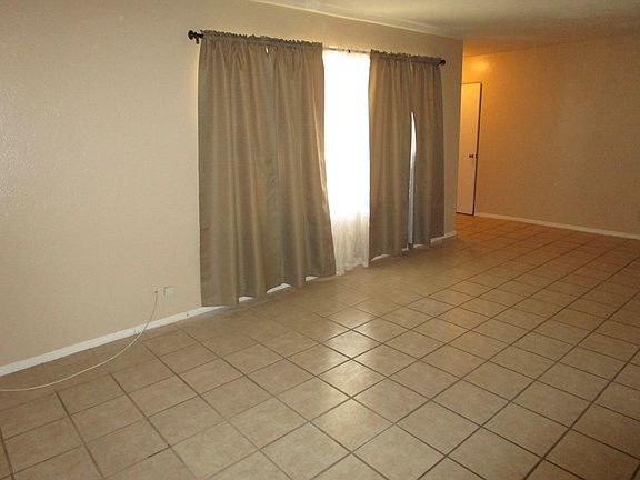 5th image of 8216 Catalpa Ln