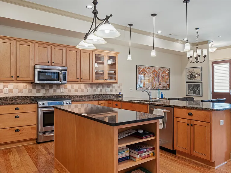 214 Russell M Perry Ave — Photo 10