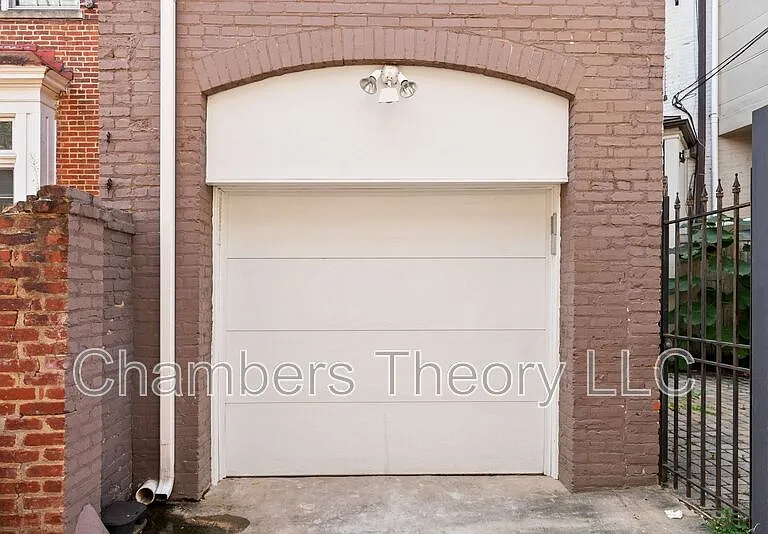 2131 South St NW — Photo 23