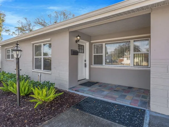 6700 33rd Ave N, Saint Petersburg, FL 33710