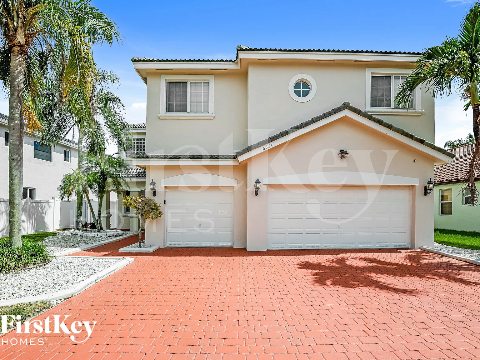 5 bed, 4.0 bath, 3823 sqft, $4,460 — Photo 1
