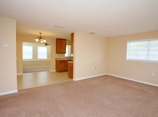 28 S Lincoln Ave, Beverly Hills, FL 34465