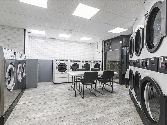 5th image of 420 E 102nd St APT 4E