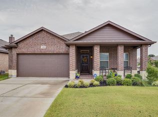 5800 Glenwood Dr, Denton, TX 76208