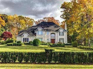 13 Sadie Hutt Ln, Southborough, MA 01772